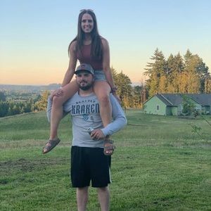 Meet your Posher, Mikaela